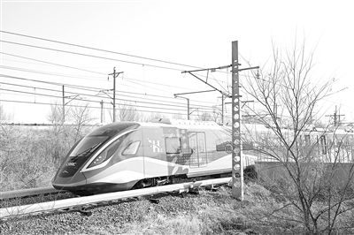 恒行平台：全球首列氢能源市域列车完成满载运行试验