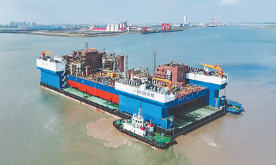 恒行注册：全球最大江海移动船坞完成出海运输任务